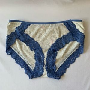 SMALL Lace Trim Hipster